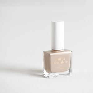 First Impressions - Miss Frankie