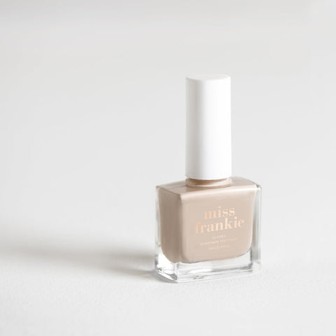 First Impressions - Miss Frankie